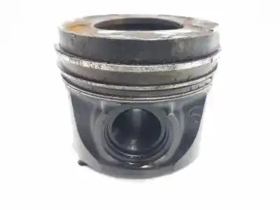 Second-hand car spare part piston for bmw x3 (e83) 3.0 d oem iam references 11257792745
