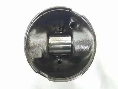 Second-hand car spare part piston for bmw x3 (e83) 3.0 d oem iam references 11257792745  7792745