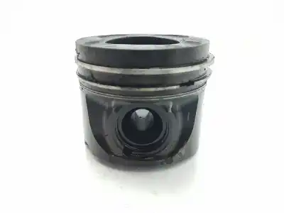 Second-hand car spare part piston for bmw x3 (e83) 3.0 d oem iam references 11257792745  7792745