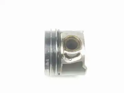 Second-hand car spare part piston for opel antara 2.0 cdti oem iam references 96440459  96440459