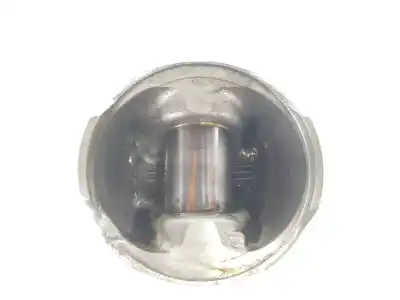 Second-hand car spare part piston for opel antara 2.0 cdti oem iam references 96440459  96440459