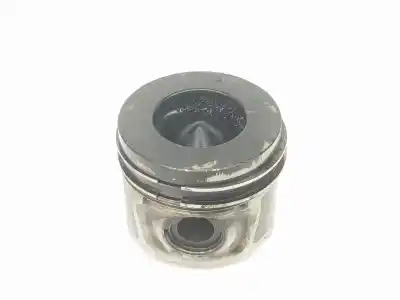 Second-hand car spare part piston for opel antara 2.0 cdti oem iam references 96440459  96440459