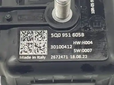 Pezzo di ricambio per auto di seconda mano corno per cupra leon 2.0 tdi riferimenti oem iam 5q0951605b  5q0951605b