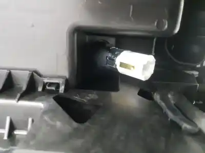 Second-hand car spare part center armrest for cupra leon 2.0 tdi oem iam references 5fb863241b  5fb863241b