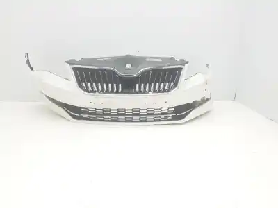 İkinci el araba yedek parçası ön tampon için skoda superb 2.0 tdi oem iam referansları 3v0807218b 3v0807218b color blanco 