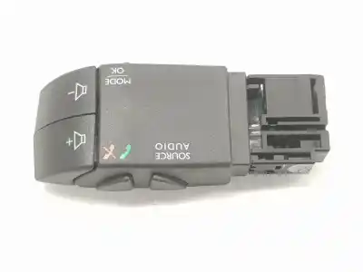 Peça sobressalente para automóvel em segunda mão comandos do volante por renault clio iv (bh_) 1.5 dci 90 referências oem iam 255522448r