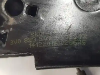 Автозапчастина б/у замок капота для skoda superb berlina 3v3 active посилання на oem iam 3v0823509b  3v0823509b