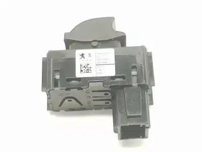 Peça sobressalente para automóvel em segunda mão botão / interruptor elevador vidro traseiro esquerdo por citroen c4 lim. 1.2 12v e-thp referências oem iam 6490jz