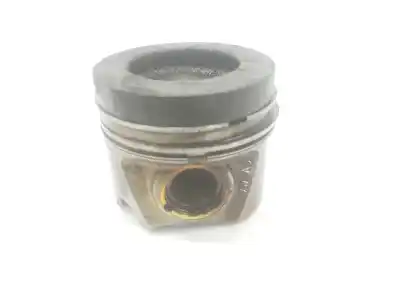Second-hand car spare part piston for skoda superb 2.0 tdi oem iam references 04l107065a  04l107065a