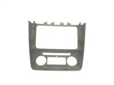 Piesă de schimb auto la mâna a doua ornament plastic pentru skoda yeti (5l) 2.0 tdi referințe oem iam 5l0858069l