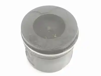 Second-hand car spare part piston for bmw 3 (e90) 320 d oem iam references 11257792005  11257792005