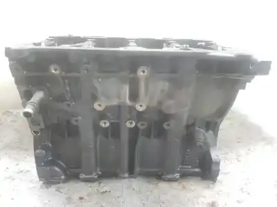 Second-hand car spare part block for bmw 3 (e90) 320 d oem iam references 11110399661  11110399661