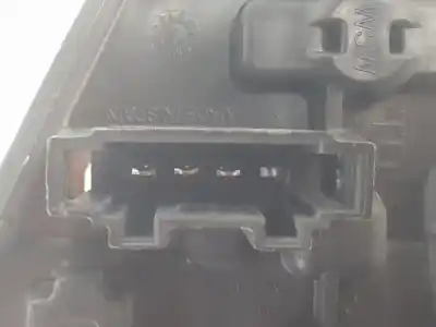 Автозапчасти б/у внутренний левый задний фонарь за seat leon (5f1) 1.6 tdi ссылки oem iam 5f0945093d  5f0945093d