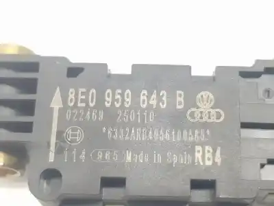 Peça sobressalente para automóvel em segunda mão sensor por seat exeo st (3r5) (2009>) 2.0 tdi referências oem iam 8e0959643b  8e0959643b