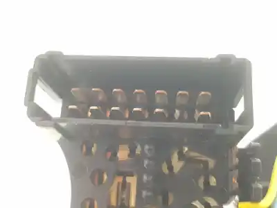 Second-hand car spare part indicator switch for renault trafic combi 2.5 dci d fap oem iam references 7701072091  7701072091