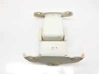 Pezzo di ricambio per auto di seconda mano set cerniere posteriori per renault trafic combi 2.5 dci d fap riferimenti oem iam 8200527428