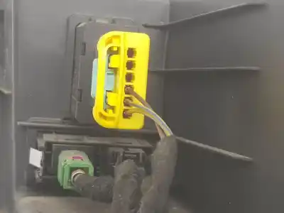 Автозапчастина б/у бардачок для seat leon (5f1) 1.6 tdi посилання на oem iam 5f1857095f  5f1857095f