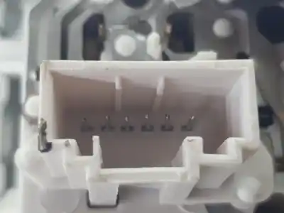 Автозапчастина б/у внутрішне світло для seat leon (5f1) 1.6 tdi посилання на oem iam 1k0947105p  1k0947105p