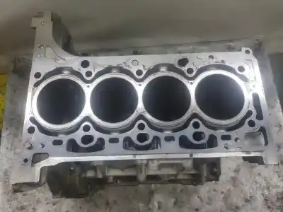 Pièce détachée automobile d'occasion MOTEUR pour MERCEDES-BENZ CLASE A BERLINA  Références OEM IAM BLOQUE 654920  654920