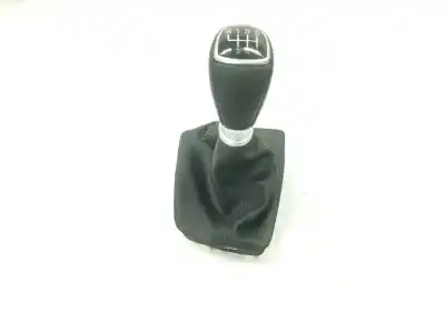 Second-hand car spare part GEAR LEVER KNOB for HYUNDAI I20  OEM IAM references 43711Q0400NNB  43711Q0400NNB