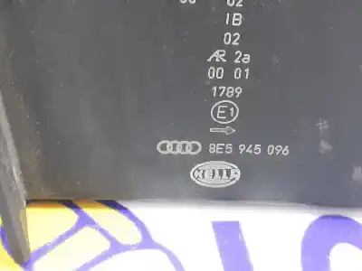 Автозапчастина б/у правий ліхтар для audi a4 b7 (8ec) 2.0 посилання на oem iam 8e5945096  
