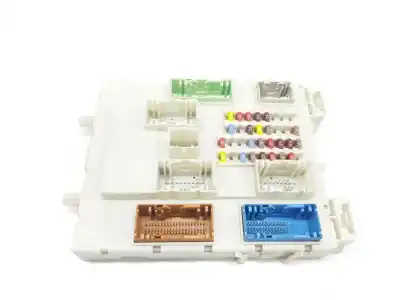 Second-hand car spare part fuse box unit for volvo v40 cross country 2.0 d oem iam references 31394963