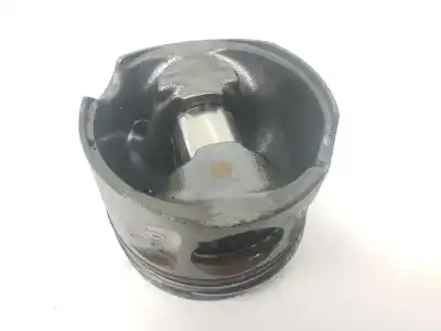 Piesă de schimb auto la mâna a doua piston pentru clase c clase a 2.0 cdi referințe oem iam a6400300417  a6400300417