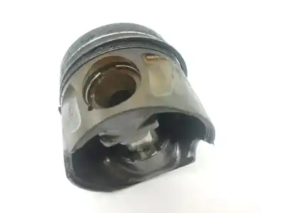 Piesă de schimb auto la mâna a doua piston pentru clase c clase a 2.0 cdi referințe oem iam a6400300417  a6400300417