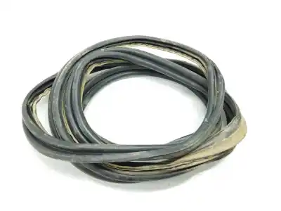 Second-hand car spare part rubber door seal for jaguar ipace el oem iam references t4k9467