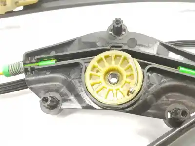 Автозапчастина б/у регулятор переднього правого скла для audi a4 b8 avant (8k5) 2.0 tdi посилання на oem iam 8k0837462a  8k0837462a