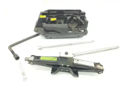 Pièce détachée automobile d'occasion cric hydraulique pour renault master kasten 2.3 dci diesel cat références oem iam 995505679r 995505679r 