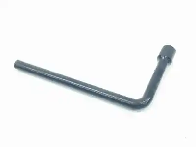 Pièce détachée automobile d'occasion cric hydraulique pour renault master kasten 2.3 dci diesel cat références oem iam 995505679r 995505679r 