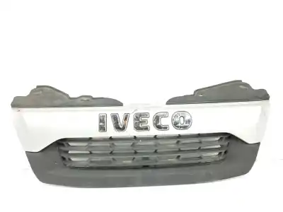 Автозапчасти б/у передняя решетка за iveco daily furgón 2.3 diesel cat ссылки oem iam 5801342732  5801342732
