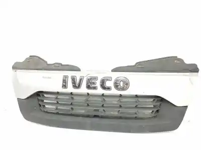 Автозапчасти б/у передняя решетка за iveco daily furgón 2.3 diesel cat ссылки oem iam 5801342732  5801342732