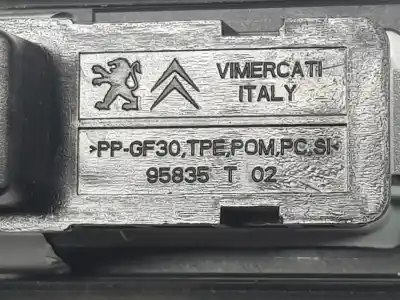 Second-hand car spare part tailgate back door handle for peugeot 308 sw ii (lc_, lj_, lr_, lx_, l4_) 1.6 bluehdi 100 oem iam references 9676028380  9676028380