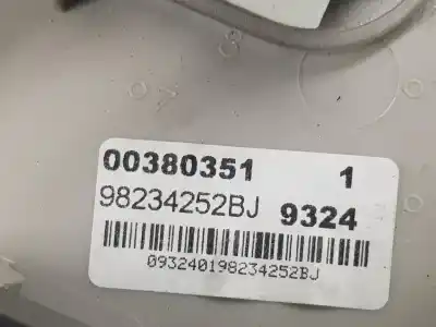 Автозапчастина б/у внутрішне світло для citroen jumpy spacetourer 2.0 blue-hdi fap посилання на oem iam 96778214bj  98234252bj