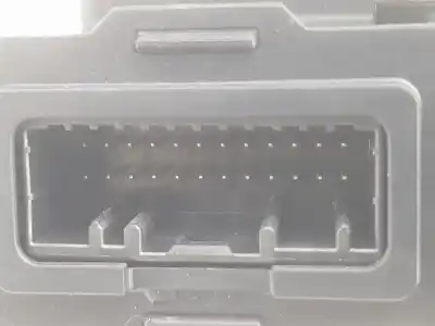 Second-hand car spare part electronic module for renault arkana 1.6 tce oem iam references 284e77557r  284e77557r