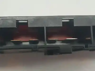 Pezzo di ricambio per auto di seconda mano scatola relè/fusibili per bmw serie 1 berlina 5p (f20) 2.0 116d riferimenti oem iam 61149227752  61149227752