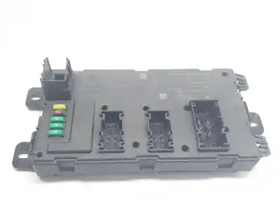Peça sobressalente para automóvel em segunda mão caixa de fusíveis e relés por bmw serie 1 berlina 5p (f20) 2.0 116d referências oem iam 61359329700