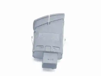 Peça sobressalente para automóvel em segunda mão interruptor 4 piscas - emergência por bmw serie 1 berlina 5p (f20) 2.0 116d referências oem iam 61319231786  61319231786