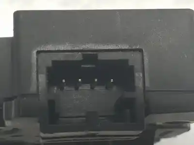 Peça sobressalente para automóvel em segunda mão motor de abertura da comporta de sofagem por land rover discovery 5 3.0 td v6 referências oem iam lr082166