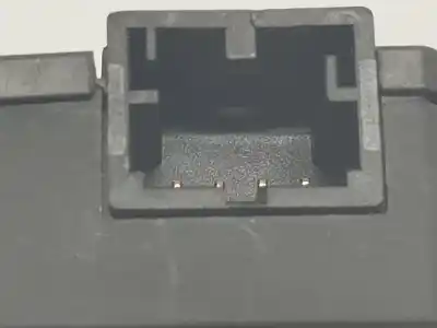 Peça sobressalente para automóvel em segunda mão motor de abertura da comporta de sofagem por land rover discovery 5 3.0 td v6 referências oem iam lr082166