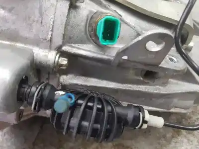 Pezzo di ricambio per auto di seconda mano riduttore per dacia duster ambiance 4x2 riferimenti oem iam tl4302  320100495r