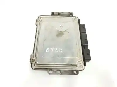 Pièce détachée automobile d'occasion calculateur moteur ecu pour peugeot 206 berlina 1.4 hdi références oem iam 9653202580 9653202580 