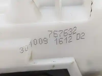 Автозапчастина б/у замок передній праві двері для renault twingo ii (cn0_) 1.2 16v (cn04, cn0a, cn0b) посилання на oem iam 8200767632  8200767632