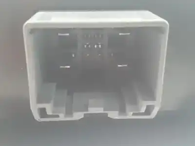 Автозапчасти б/у электронный модуль за clase m clase c familiar 2.1 cdi ссылки oem iam a0008270705  a0008270705