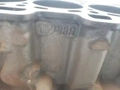 Second-hand car spare part block for dacia duster ambiance 4x2 oem iam references 110104767r  110104767r