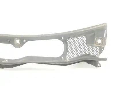 Peça sobressalente para automóvel em segunda mão grelha torpedo curcuvan por volvo v40 cross country 2.0 d referências oem iam 31278103
