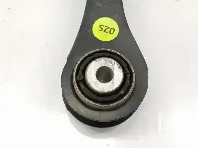 Автозапчасти б/у правая задняя кронштейн за audi a4 avant 3.0 v6 24v tdi ссылки oem iam 8w0501530d  8w0501530d