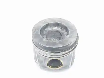 Second-hand car spare part piston for volkswagen t6.1 transporter furgón 2.0 tdi oem iam references 04l107065b